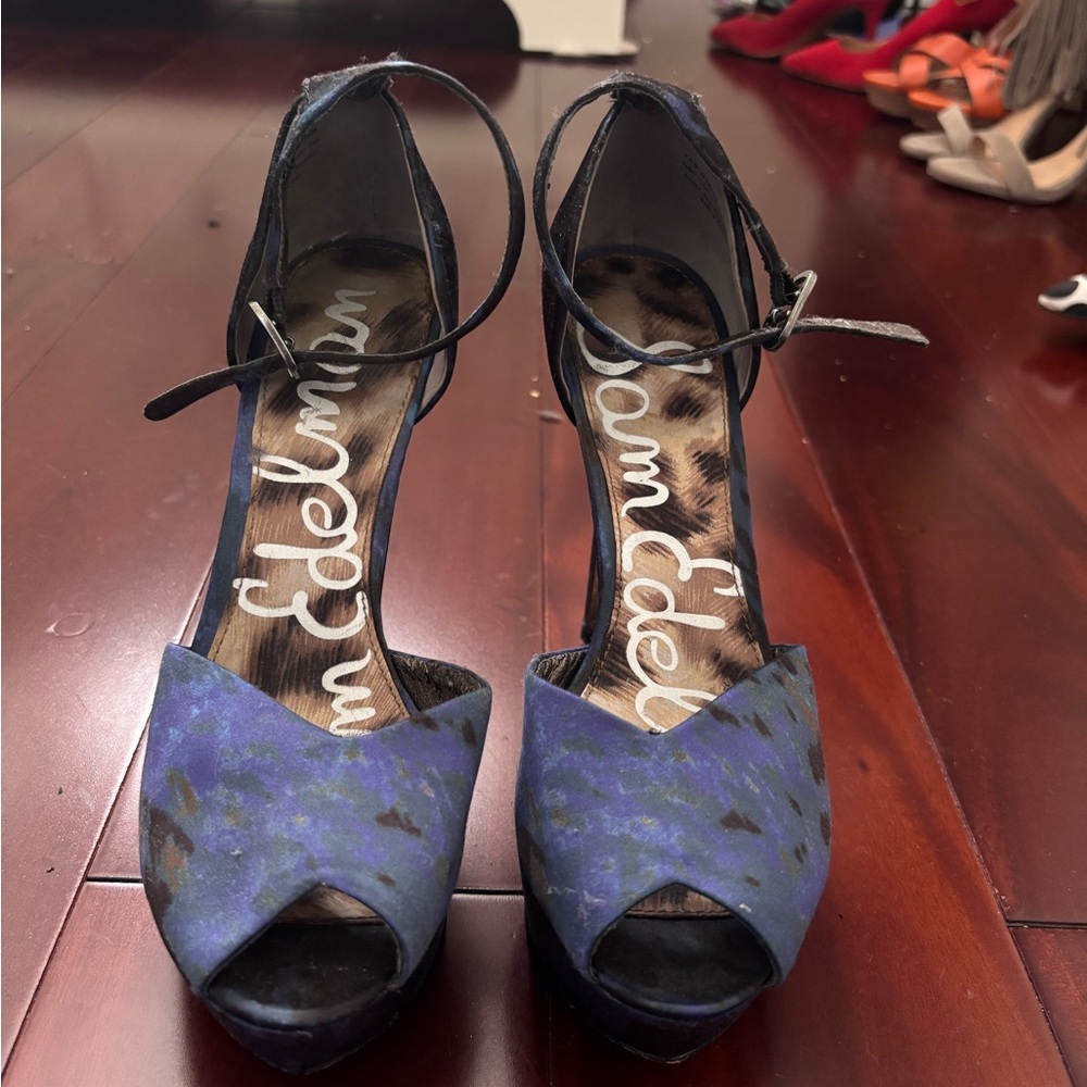 Sam Edelman Navy Peep Toe Heels